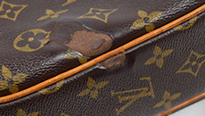 破損、型崩れなど状態不良のブランド品