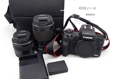 Canon EOS Kiss M ZOOM LENS 15-45mm 55-200mm