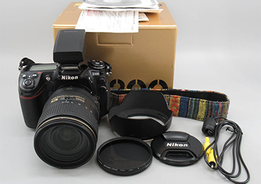 Nikon D300 AF-S NIKKOR 24-120mm 1:4 G ED VR