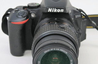 Nikon ニコン D5500 デジタル一眼レフ