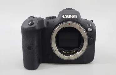 Canon / EOS R6