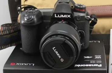 ミラーレス一眼カメラ LUMIX DC-G9