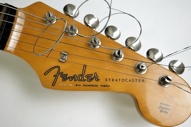 Fender（フェンダー） 「STRATOCASTER」エレキギターを買取いたしました