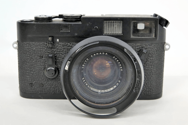 【Leica M4】本体+交換レンズを買取いたしました