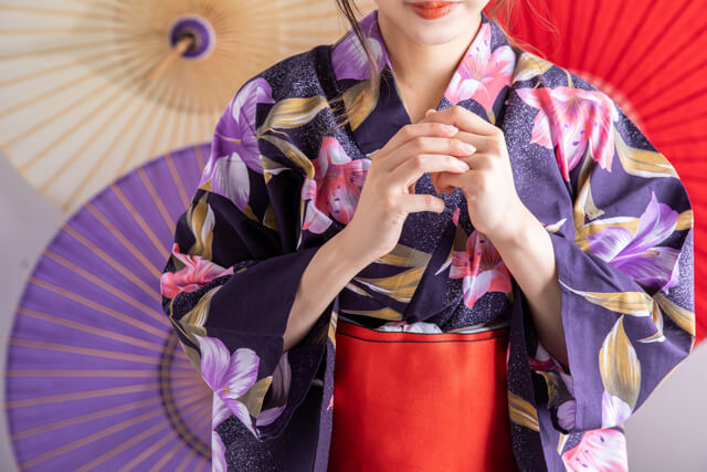 着物作家・皆川月華とは?買取額はどのくらい?
