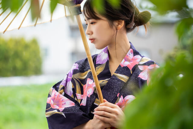 型紙彫刻師・中村勇二郎とは?買取相場はどのくらい?