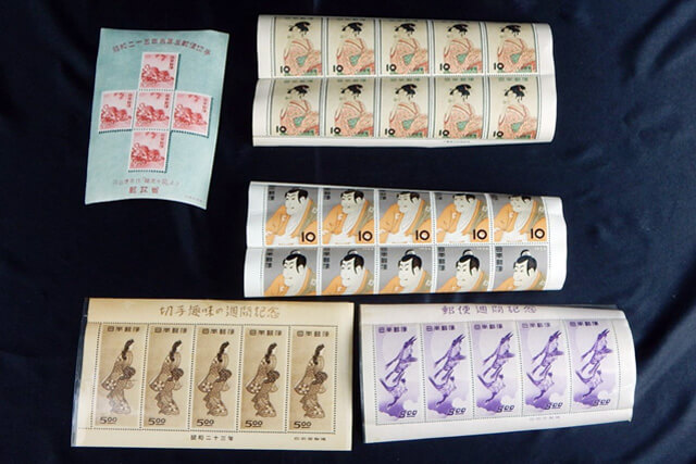 日本のプレミア切手とは？プレミア切手を高く売る方法とは？
