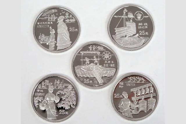 中国硬貨　中国人民銀行廃盤硬貨・コイン1982-1991年五分　鑑定済本物