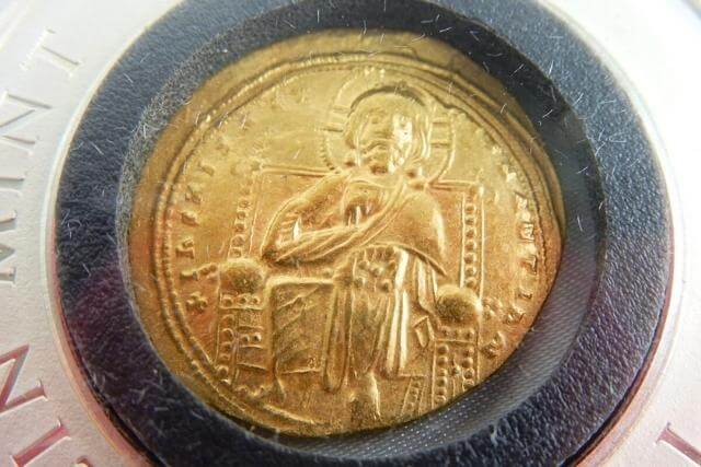 ロマヌス3世のヒスタメノン金貨ノミスマの特徴や市場価値を解説