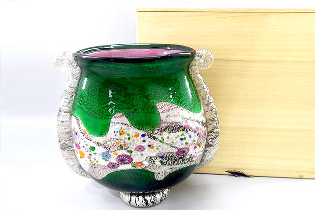 【骨董品】黒木国昭 作 プラチナ象嵌 『光琳』 花瓶を買取いたしました