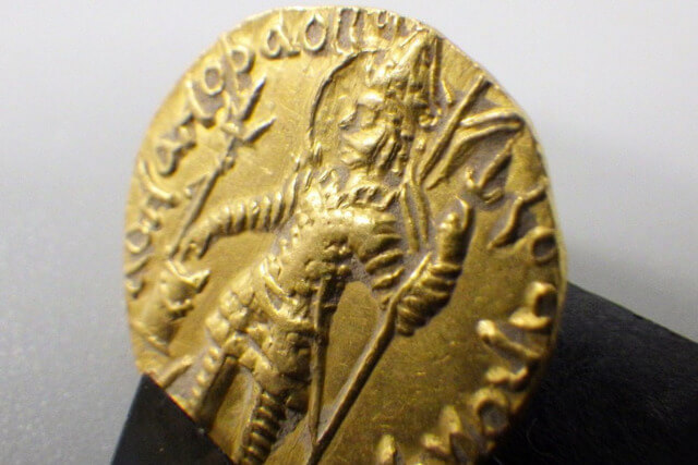 【古銭買取】クシャン朝ヴァスデヴァ1世のディナール金貨の特徴と買取市場の価値について解説