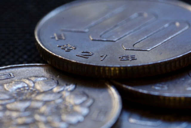 レアな100円玉はどれ？価値が跳ね上がる特年の種類と買取相場を発行年別で紹介