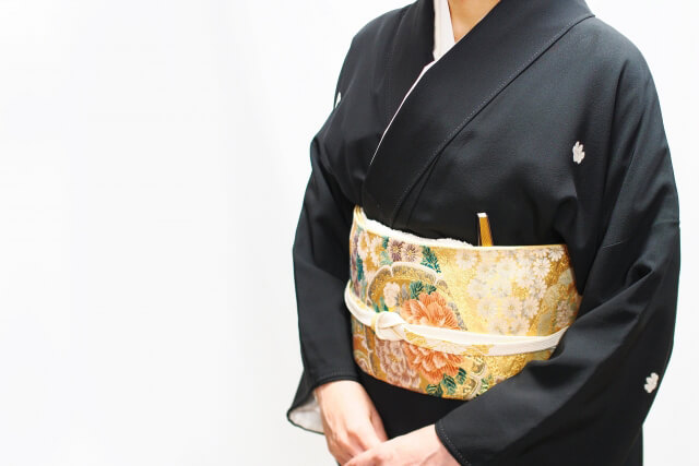 五つ紋や三つ紋を入れられる着物や用途