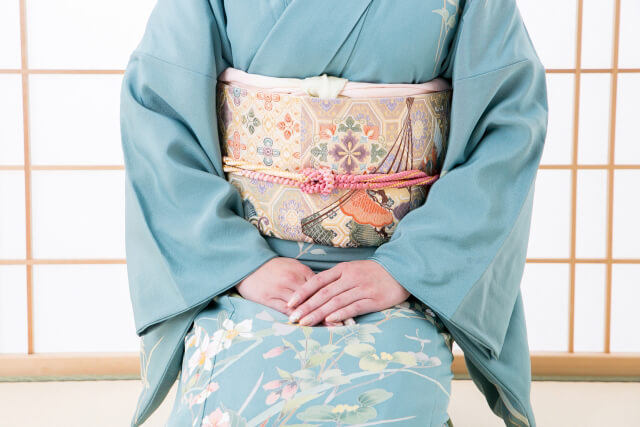 堀省平が手がけた着物の買取相場