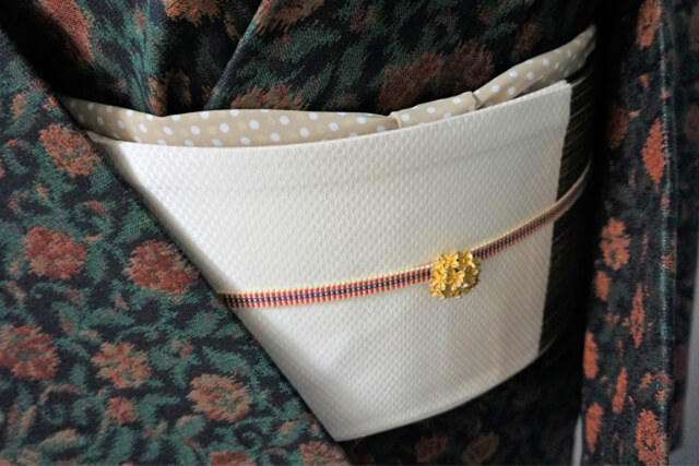 和装小物「帯留め」の買取相場は？高額になりやすい種類や価値を高めるポイントなど