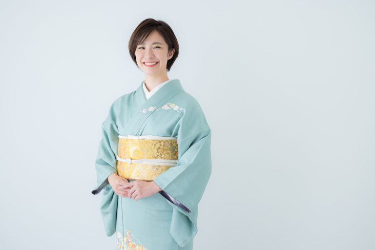 ポリエステルの着物は買取可能？売れない理由と高く売れる例外、見分け方を解説