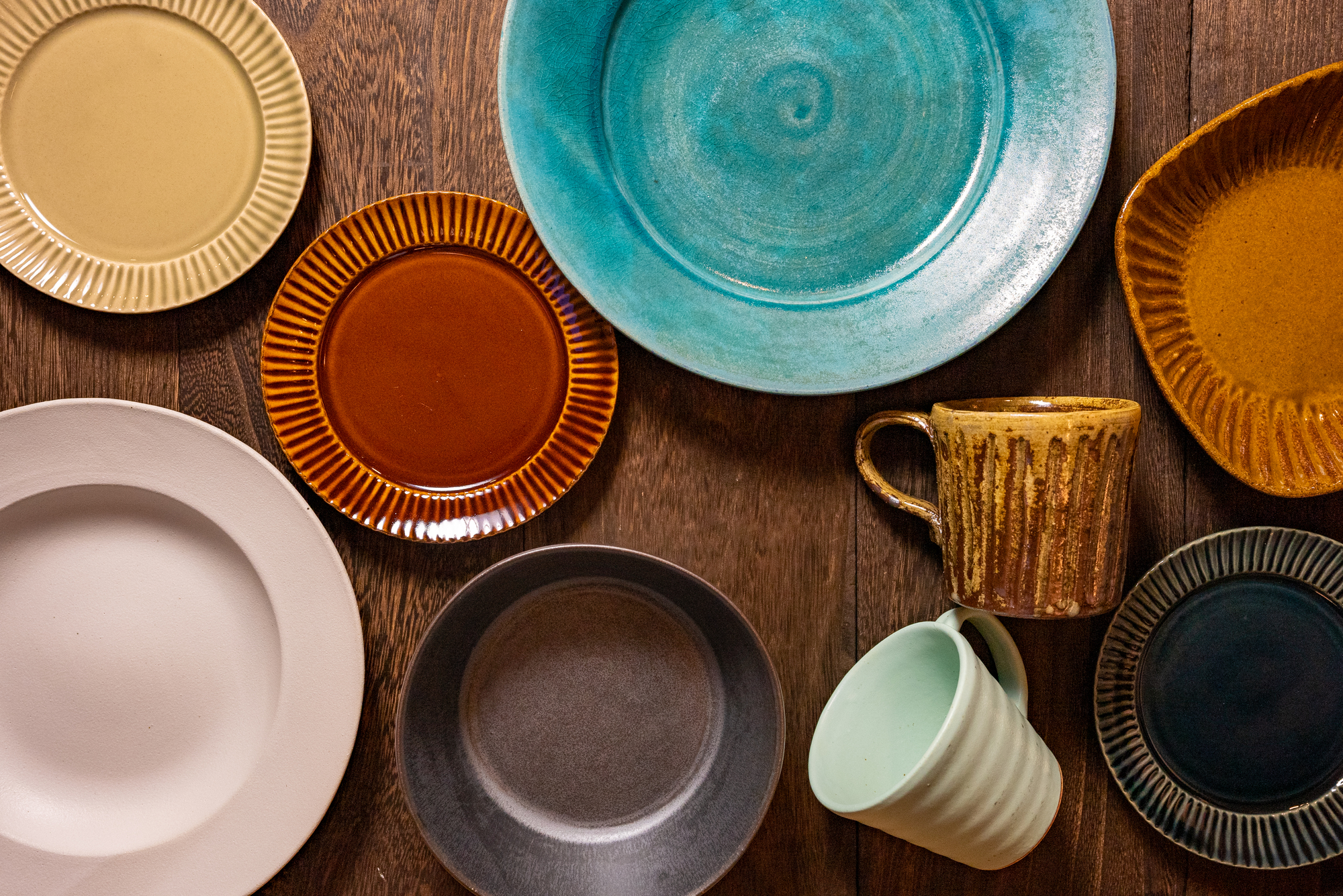 いらない食器はどのように処分する？売却できる食器と正しい処理方法