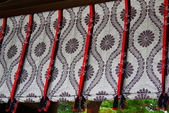 「天皇陛下記念切手」とは?価値と買取相場