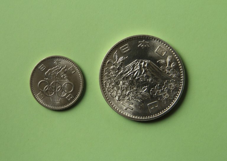 オリンピック記念硬貨の買取価格が決まる要因とは？偽物の見分け方も