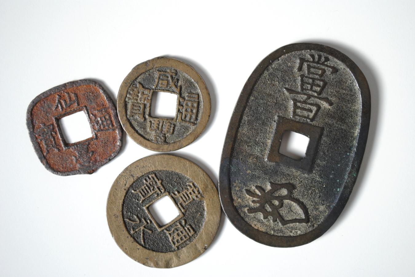 昔のお金を換金する方法とは？価値を保つ方法と買取業者の選び方