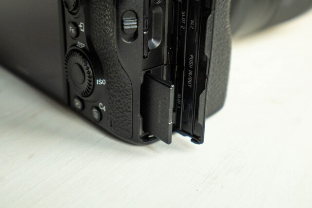 デジタルカメラを捨てる前の注意点