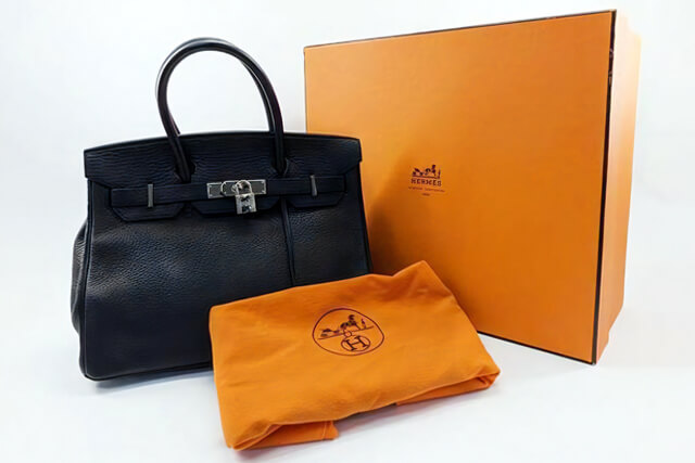 高価買取につながるエルメスの箱や付属品一式