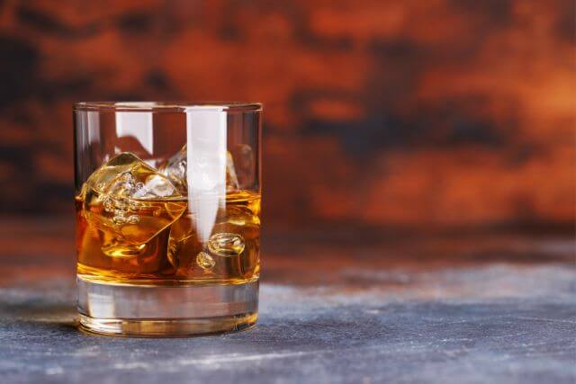 バランタイン17年の買取相場は？受賞歴や味わいについても解説