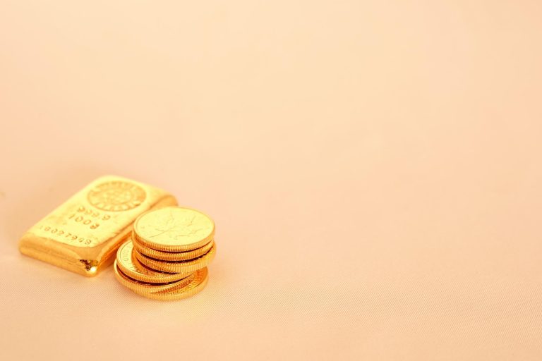 ダブルイーグル金貨の価値は？歴史的背景やデザインの違いを解説