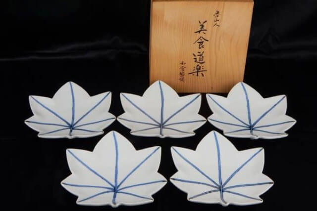 古い和食器の買取相場は?高く売れる有名作家や産地・査定のポイントを解説