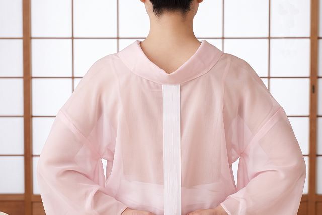 衣紋抜きが付いた長襦袢で買取可能なものは？