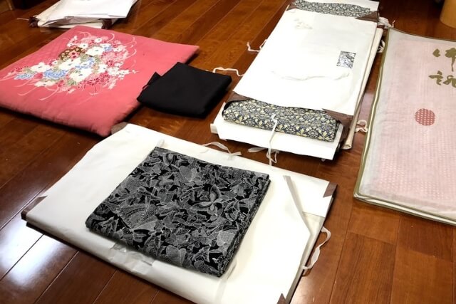 京鹿の子絞とは?特徴・歴史・技法から価値と買取のポイント
