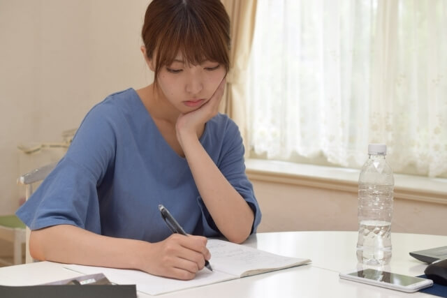 金の売却に税金はかかる?譲渡所得の計算方法と確定申告の判断基準を解説