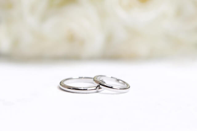 結婚指輪は売れる？素材価値の目安とブランド・宝石の査定ポイント