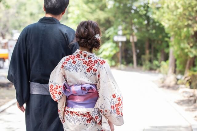 小倉織の買取で価値を見るポイントとは？歴史・特徴と築城則子の作品を解説