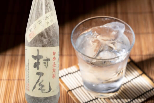 焼酎「村尾」の価格はいくら?正規取扱店の販売価格・市場相場