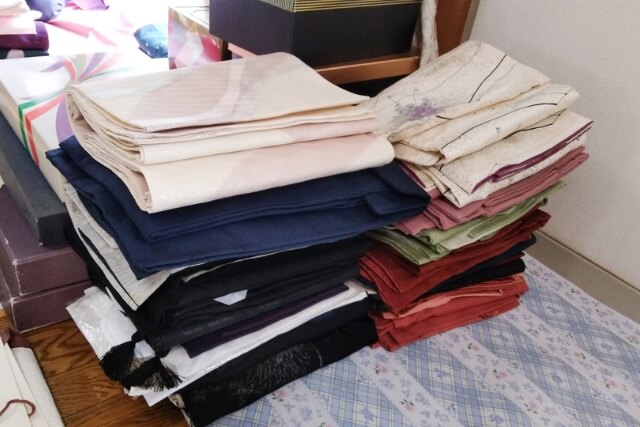 南部紫根染の買取で価値を見るポイントとは?草紫堂の歴史や特徴も