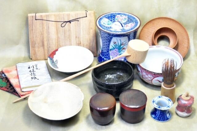 茶入の買取で価値を見るポイントとは?種類・窯・代表作家を紹介
