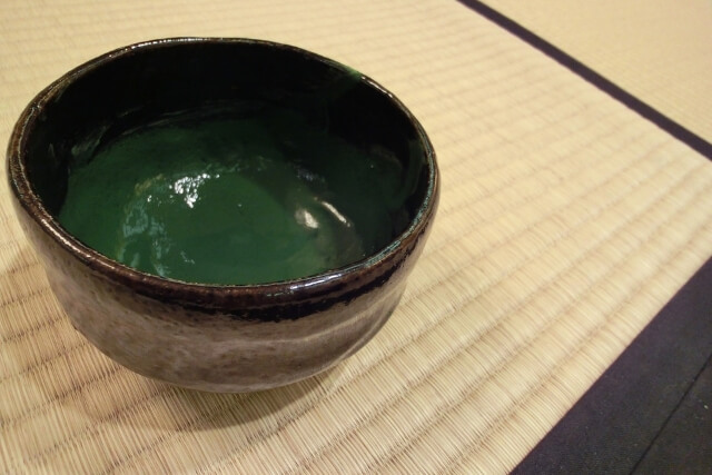 茶入の買取で価値を見るポイントとは?種類・窯・代表作家を紹介