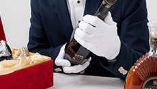 経験豊富なお酒の査定士