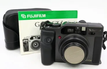 GA645Zi Professional 6×4.5 中判フィルムカメラ 55-90mm 通電確認済