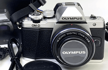 OLYMPUS オリンパス OM-D E-M10 Mark II ミラーレス一眼カメラ