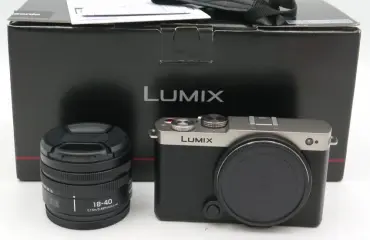 LUMIX ルミックス DC-S9 ミラーレス一眼カメラ