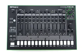 リズムマシーン Roland（ローランド） TR-8