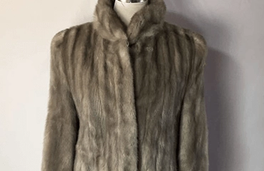 JAMES FONG FUR ロングコート など数点の洋服