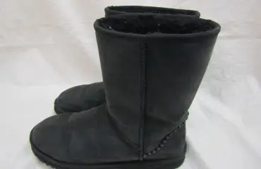 UGG クラシック ショート ムートンブーツ