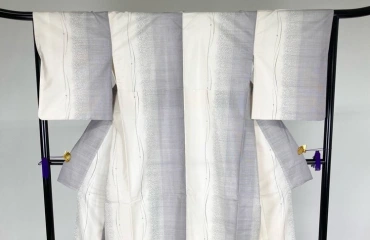 本場大島紬 白大島 白凰 白薩摩焼の泥染め