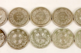 一圓銀貨をまとめて