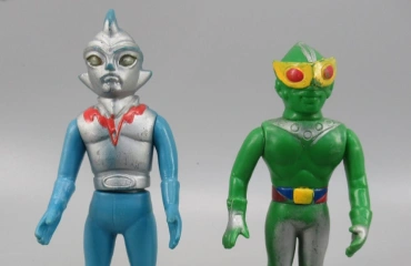 流星人間ゾーン風 サンダーマスク風 パチ 無版権 ビンテージ 計2点