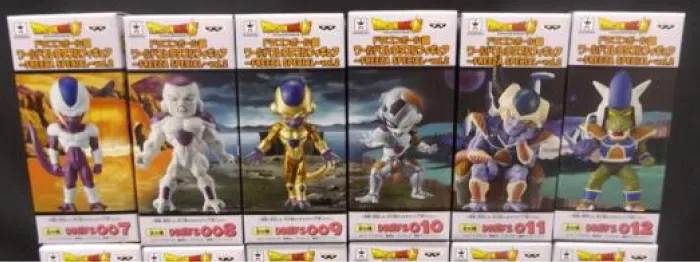 ワールドコレクタブルフィギュアの画像